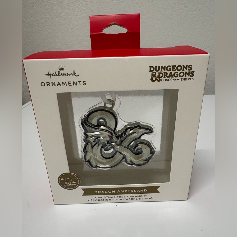 Dungeons & Dragon Hallmark Ornament (Dragon Ampersand)